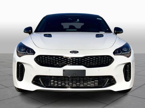 Certified 2021 Kia Stinger GT1 image 3