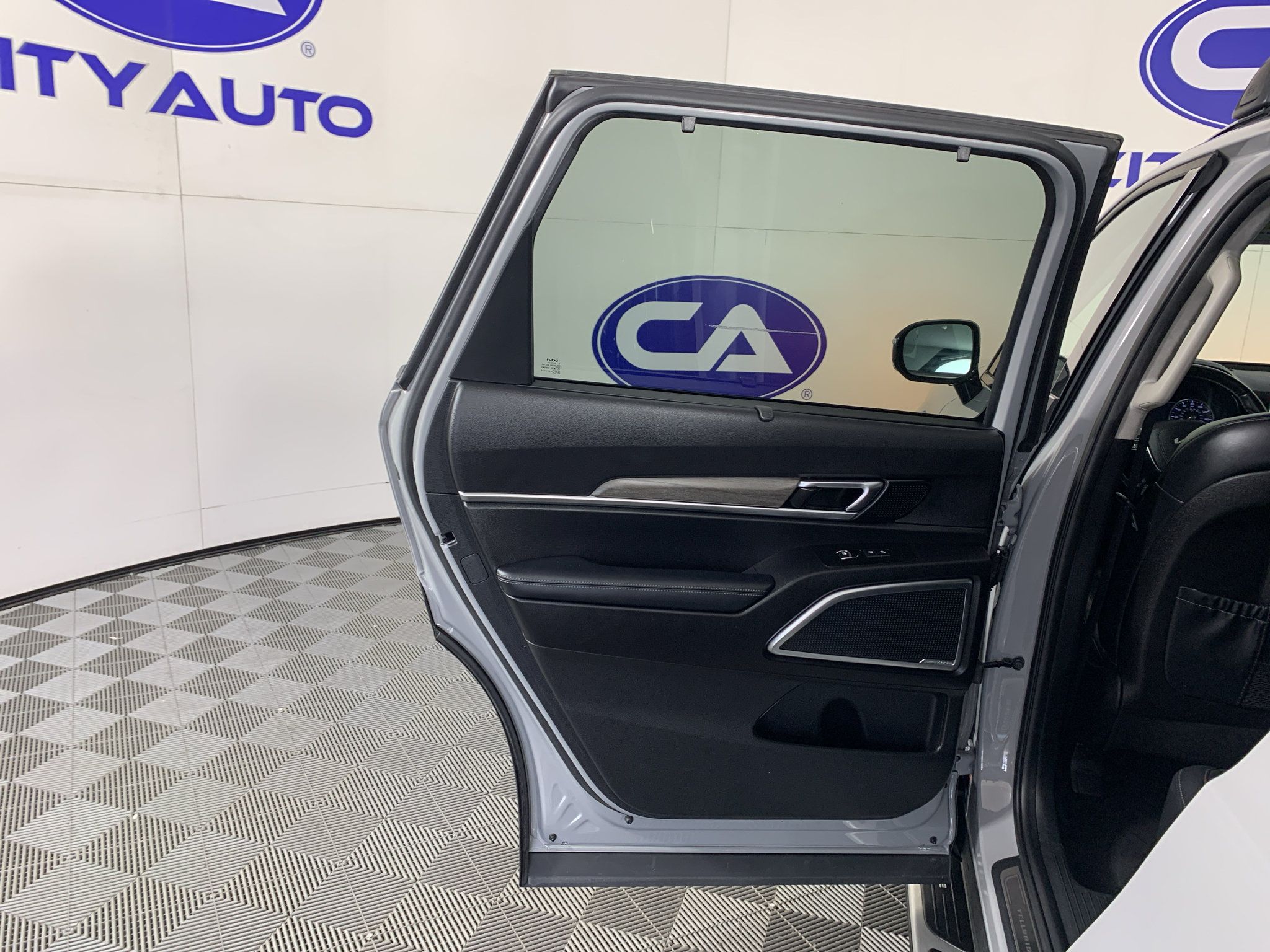 Used 2022 Kia Telluride SX w/ SX Prestige Package AWD/4WD image 29