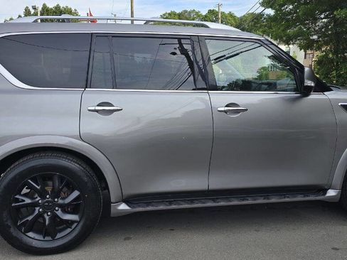 Used 2011 INFINITI QX56 4WD w/ Theater Pkg image 6