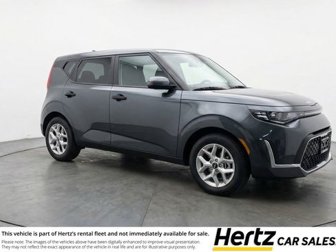 Used 2025 Kia Soul LX w/ LX Technology Package FWD image 1