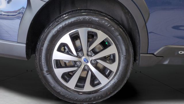 Used 2024 Subaru Outback Premium AWD/4WD image 23