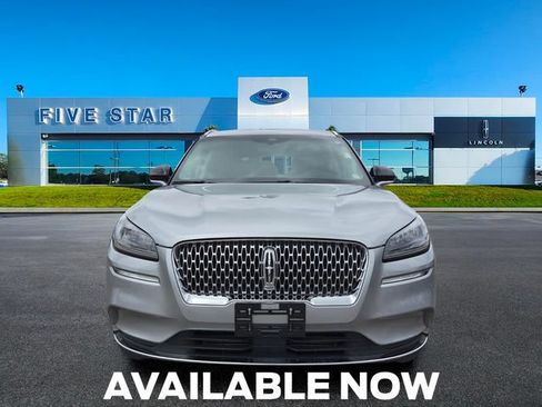 Used 2022 Lincoln Corsair FWD image 2