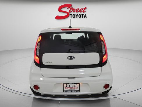 Used 2017 Kia Soul + w/ Audio Package FWD image 3