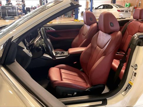 Certified 2024 BMW 430i xDrive Convertible w/ Premium Package image 7
