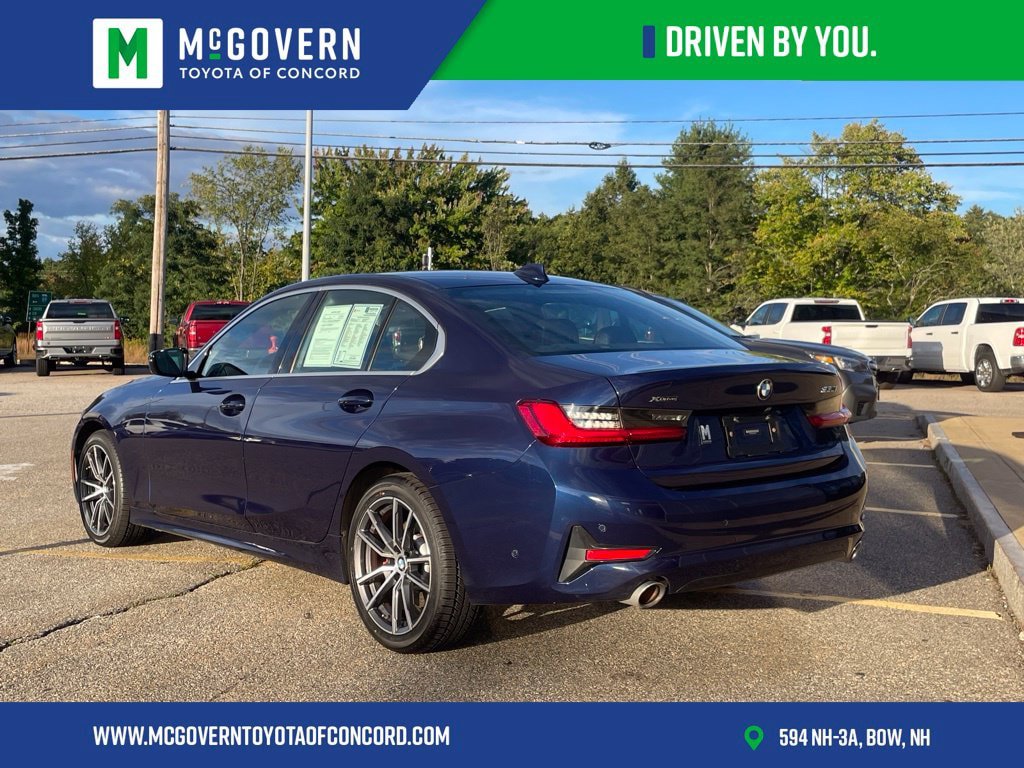 Used 2020 BMW 330i xDrive Sedan w/ Premium Package AWD/4WD image 3
