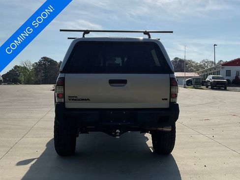 Used 2013 Toyota Tacoma 4x4 Double Cab w/ Convenience Pkg image 2