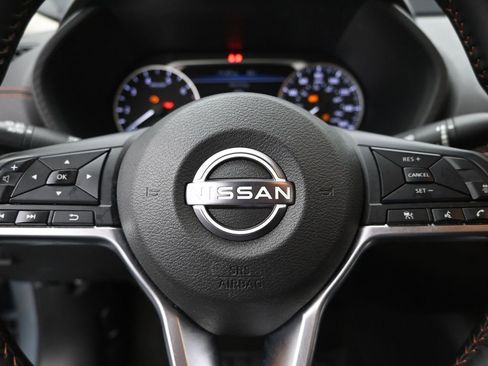 Used 2025 Nissan Sentra SR image 15