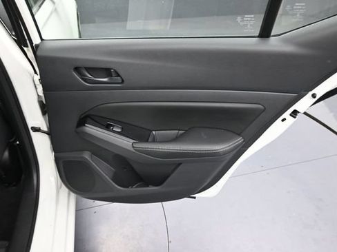 Used 2023 Nissan Altima 2.5 SV FWD image 23