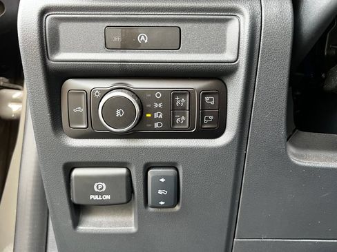 Used 2025 Ford F150 Lariat w/ Equipment Group 501A Mid AWD/4WD image 23