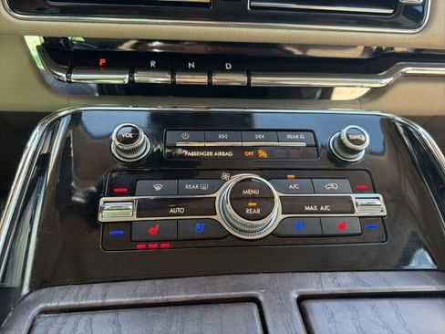 Used 2022 Lincoln Navigator Reserve AWD/4WD image 29