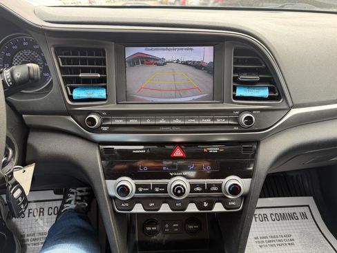 Used 2020 Hyundai Elantra SEL w/ Cargo Package (C1) FWD image 13