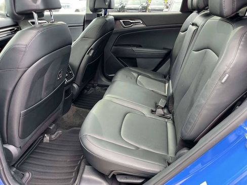 Certified 2026 Kia Sportage EX w/ EX Panorama Roof Package AWD/4WD image 7