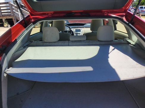 Used 2015 Toyota Prius Two FWD image 11