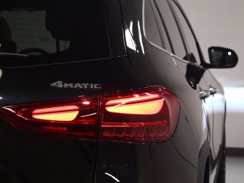 Used 2025 Mercedes-Benz GLA 250 4MATIC image 12