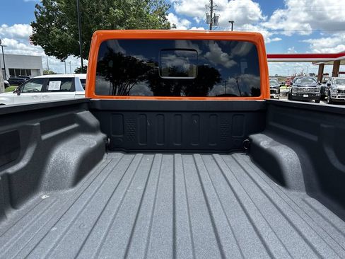 Used 2025 Jeep Gladiator Sport AWD/4WD image 30