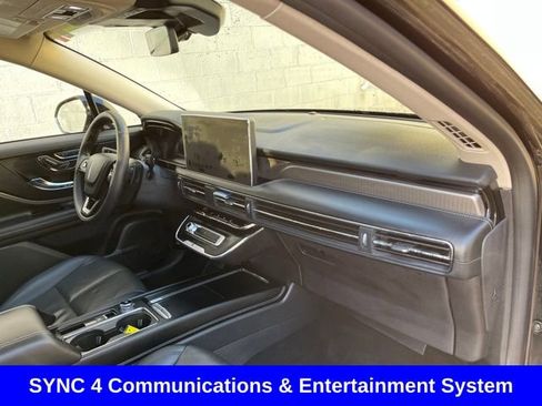 Used 2024 Lincoln Corsair Reserve w/ Equipment Group 201A image 36