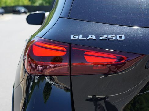 Certified 2026 Mercedes-Benz GLA 250 image 17