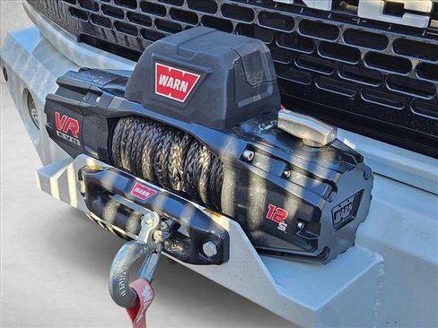 Used 2023 Ford Bronco Wildtrak image 9