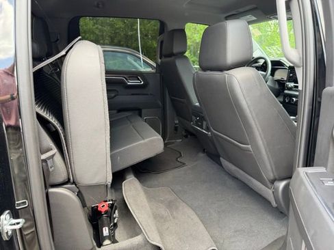 Used 2023 GMC Sierra 1500 SLT w/ SLT Premium Package AWD/4WD image 8