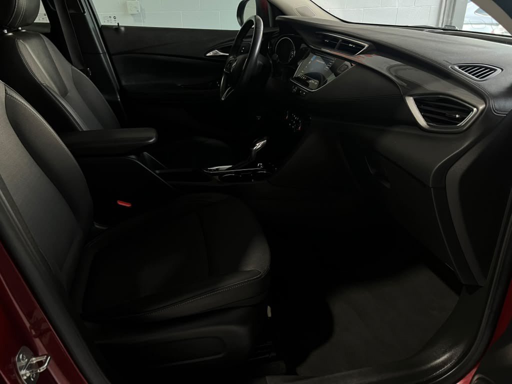 Used 2023 Buick Encore GX Select w/ Sport Touring Package FWD image 15