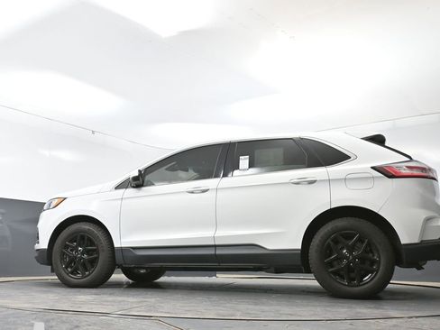 Used 2023 Ford Edge SEL AWD/4WD image 51