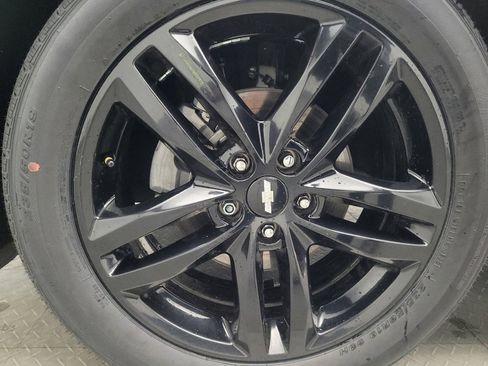 Used 2020 Chevrolet Equinox LT w/ Midnight Edition FWD image 31