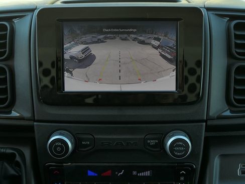 New 2024 RAM ProMaster 2500 w/ Convenience Group image 18