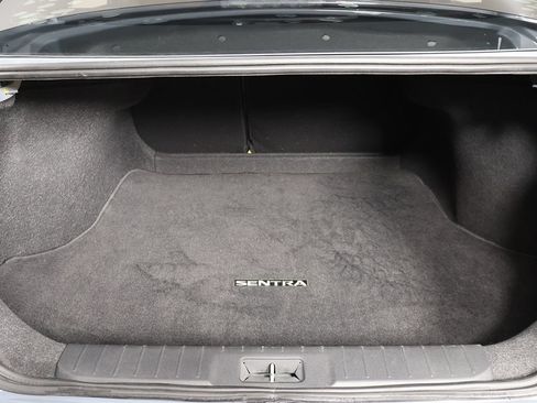Used 2024 Nissan Sentra SV w/ SV Premium Package FWD image 20