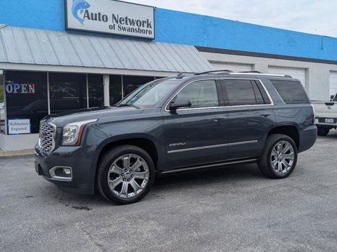 Used 2019 GMC Yukon Denali w/ Open Road Package AWD/4WD image 1