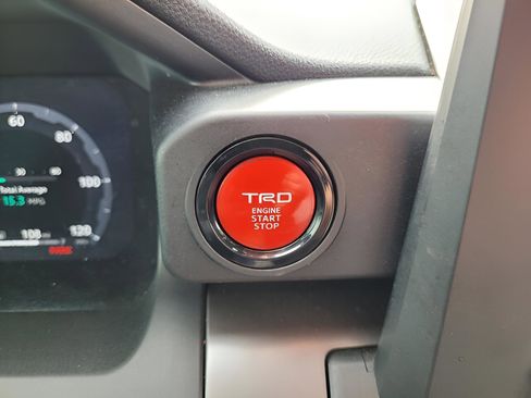 Used 2024 Toyota Tacoma TRD Sport image 27