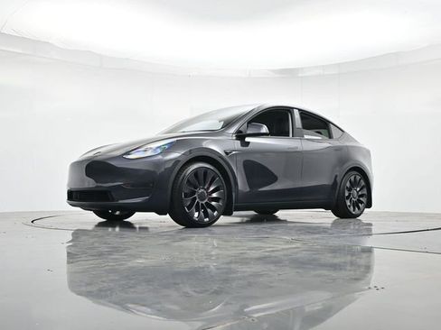 Used 2024 Tesla Model Y Performance AWD/4WD image 39