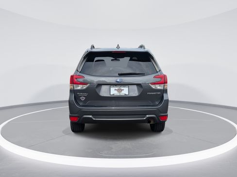 Used 2023 Subaru Forester Premium AWD/4WD image 6