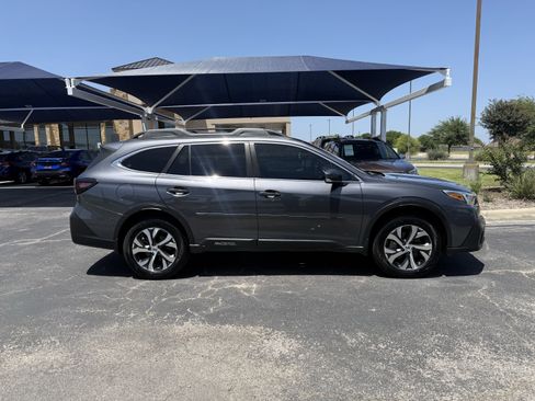 Used 2022 Subaru Outback Limited w/ Popular Package #2 AWD/4WD image 17