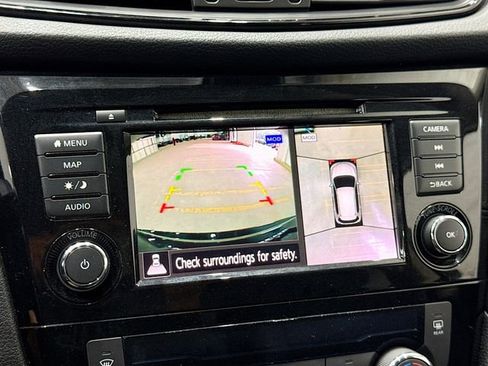 Used 2020 Nissan Rogue SL FWD image 40