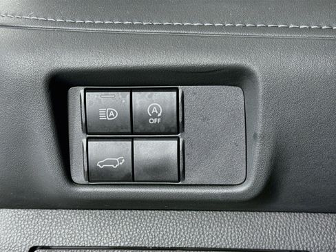 Certified 2025 Toyota Highlander XSE AWD/4WD image 10