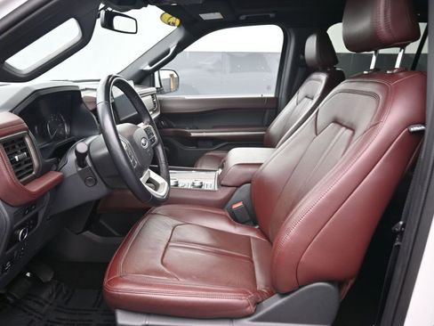 Used 2024 Ford Expedition Max Limited AWD/4WD image 19