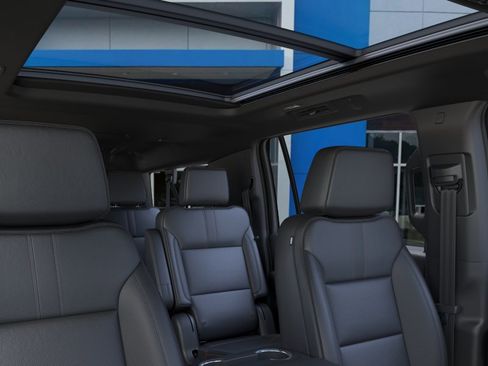 New 2026 Chevrolet Suburban RST image 48