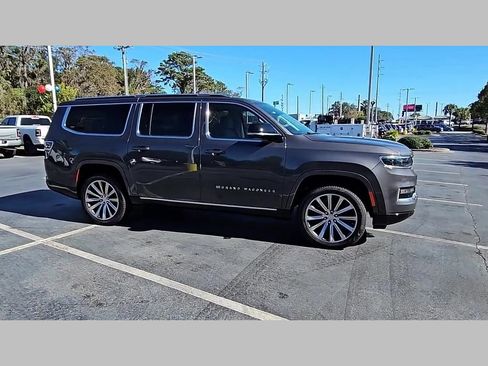 Used 2024 Jeep Grand Wagoneer L 4WD image 32