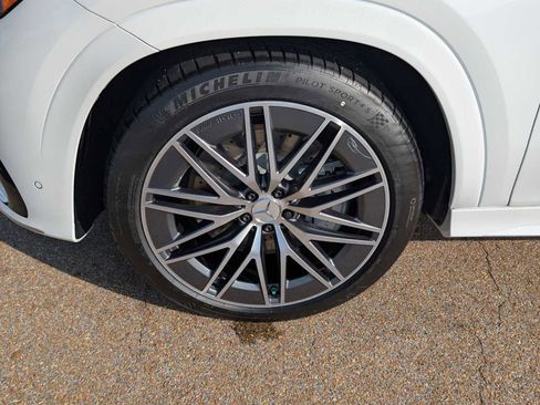 New 2026 Mercedes-Benz GLE 53 AMG 4MATIC Coupe image 14