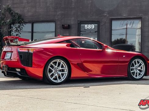 Used 2012 Lexus LFA RWD image 76