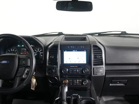 Used 2018 Ford F150 XLT w/ Equipment Group 302A Luxury AWD/4WD image 29