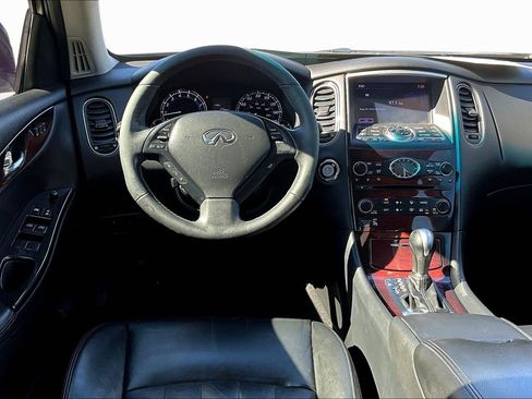 Used 2017 INFINITI QX50 Base w/ Premium Plus Package image 5