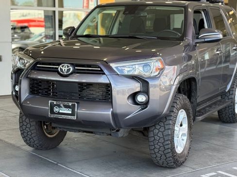 Used 2021 Toyota 4Runner SR5 AWD/4WD image 3