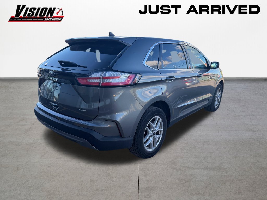 Used 2024 Ford Edge SEL AWD/4WD image 5