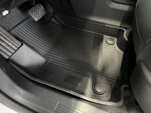 New 2026 GMC Terrain AT4 w/ LPO, Floor Liner Package image 34