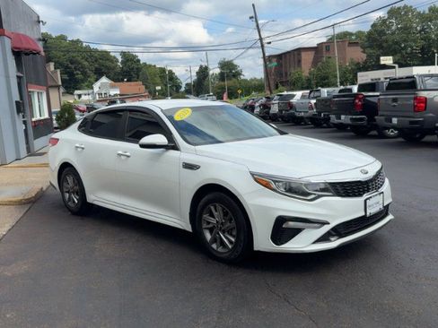 Used 2019 Kia Optima LX FWD image 4