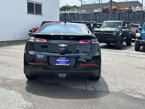 Used 2013 Chevrolet Volt w/ Enhanced Safety Package 2 FWD image 4