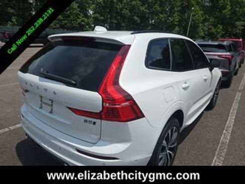 Used 2023 Volvo XC60 B5 Plus AWD/4WD image 3