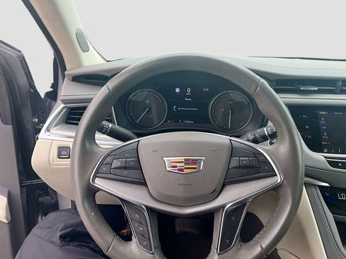 Used 2024 Cadillac XT5 Premium Luxury w/ Technology Package FWD image 11