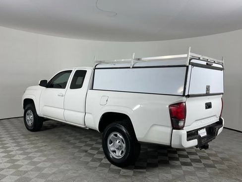 Used 2022 Toyota Tacoma SR RWD image 7